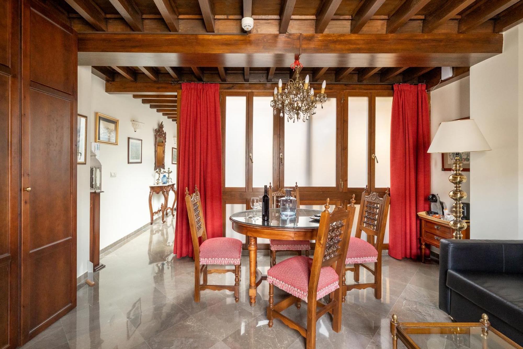 Apartamentos En Pleno Centro, Aljibe Rodrigo Del Campo 1A Granada Esterno foto